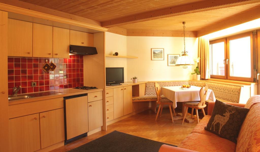 Residence Belavista Corvara In Badia Room photo